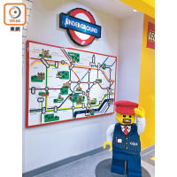 超過16,000塊LEGO砌成的倫敦地鐵圖，精緻程度讓人讚嘆不已。