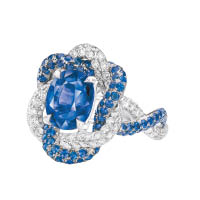 Twisting Glamour橢圓形藍寶石鑽石戒指，鑲有1顆3.59卡橢圓形藍寶石及鉑金。 $178,000