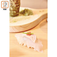 剝皮魚<br>魚肉配魚肝是最佳配搭，微辣的蘿蔔蓉增添刺激感並提鮮。