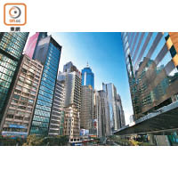 香港這個彈丸之地，卻是世界舉足輕重的金融中心。