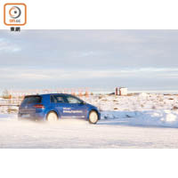 每年1月至3月Volkswagen都會在Arvidsjaur舉辦4天3夜的Ice Adventure及Ice Adventure Pro冰上駕駛課程。