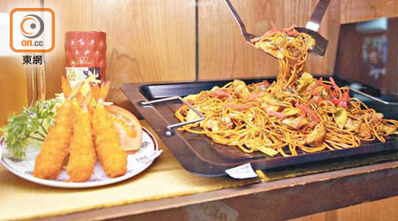展示區有大蝦天婦羅、鐵板燒拉麵模型，睇見就肚餓了！
