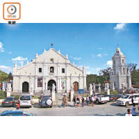 聖保羅大教堂以西班牙教堂為設計藍本，從外部觀看極具氣派。