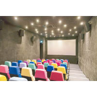 電影館每個月將會舉辦不同的專題電影或焦點導演作品展。