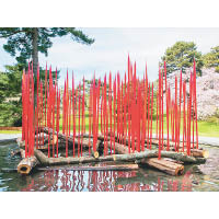 Dale Chihuly作品Red Reeds