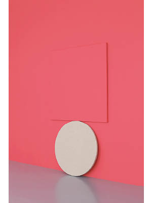 Claude Rutault《de-finition/method ''painting in the balance''》（2010）