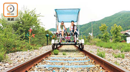 想採用與別不同方式去欣賞韓國的風景，到京畿道楊平踩鐵道單車會是個令人樂在其中的方式。
