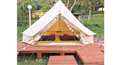 去到營地已經有專人搭好營、鋪好床鋪等，可以說是露營的星級享受。
