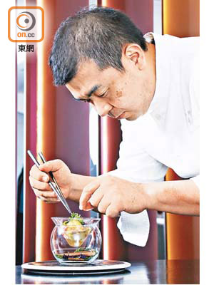 高木一雄師傅是日本京料理界別中首屈一指的名廚，出身自烹飪世家的他不但青出於藍，更視推廣及延續傳統飲食文化為己任。