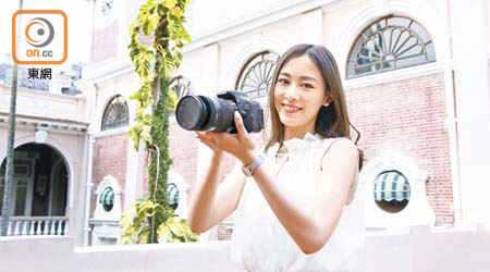 Alice Ha Profile：<br>香港美容博客兼攝影達人，十來歲便自學攝影技術，早前出版《女生專屬的攝影工具書》，從女性角度教授攝影技巧。
