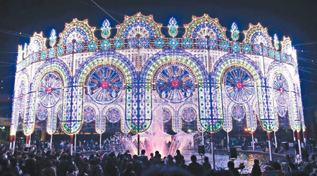 每年12月舉行的神戶Luminarie，是當地冬季的一大招牌風景。