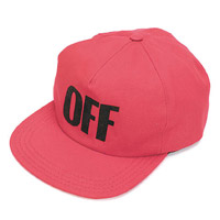 OFF-WHITE紅底黑字Cap帽 $1,062（B）