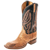 Cowboy Boots象徵阿美利堅的牛仔歷史及流行文化。
