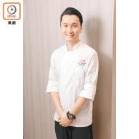 陳永權師傅入廚逾20年，曾於本地著名北歐餐廳擔任總廚，2012年在Gourmet Master Chef獲得最健康菜式及最佳主菜獎項，現為德國高級家電品牌總廚。