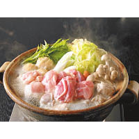 名古屋交趾雞與鹿兒島薩摩雞、秋田縣比內地雞並列為日本3大土雞，肉質富彈性是其最大特色，通常會以雞胸肉、內臟、雞皮串混合蔬菜及雞蛋煮成火鍋。