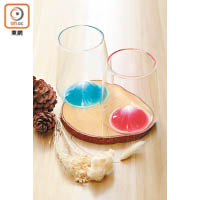 玻璃杯底有一座富士山，當注入清水，富士山會被放大，其顏色亦會清晰地呈現出來。$520/對