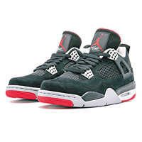 Air Jordan IV Bred配色相當受歡迎，今年更會用上「Nike Air」Logo復刻推出。