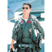 1986年，Tom Cruise在電影《Top Gun》中的Aviator眼鏡造型堪稱經典中的經典。