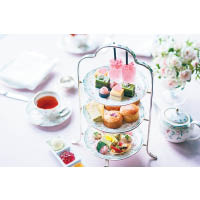 Hotel椿山莊東京由今日起推出期間限定「櫻Afternoon Tea」，大家可以邊賞櫻邊歎茶。