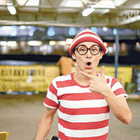 深受香港年輕人歡迎的Mr. Wally，今年首次參與熱身派對，和觀眾Jam賀年歌。