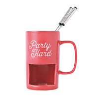 PARTY Hard Choco Mug Fondue迷你朱古力火鍋杯套裝，內含兩支叉子及一個蠟燭，讓你可以輕輕鬆鬆製作甜品。 $150（a）