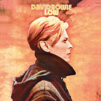音色測試<br>試播David Bowie專輯《Low》，人聲清晰分析力強，就算將音量開到極大，背景聲都不會滲入雜音。