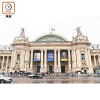 發布會於巴黎著名的地標Grand Palais舉行，氣派十足。