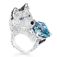 Boucheron Laïka Le Husky哈士奇雪橇犬白金戒指，鑲嵌1顆古董枕形切割緬甸藍寶石（31.21卡）、尖晶石和藍寶石。 $340萬（B）