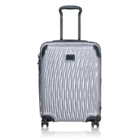 International Slim Carry On（21.75×15.75×7.9吋、34公升、6.27磅）$5,380