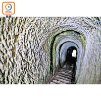 這條長近30米的隧道，是John Cargill為了女兒而開鑿。