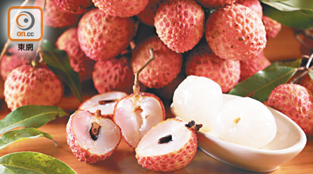 今年荔枝豐收，糯米糍又平又靚，除可入饌亦適合用來炮製甜點。
