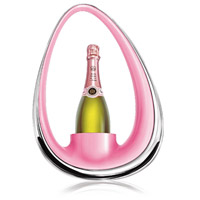 Globalight<br>銀白配粉紅色，異常搶眼的香檳酒架，能將香檳保持在低溫狀態約4小時之久，內置閃透粉紅光LED燈。