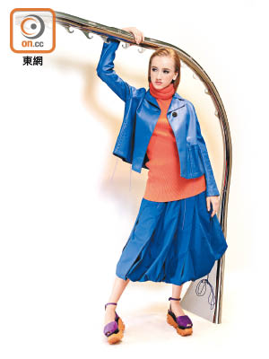 MARNI<br>藍色外套 $21,900<br>橙色樽領針織無袖上衣 $8,500<br>藍色泡泡半截裙 $11,900  <br>All from （A）
