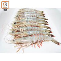 秋天是越南白蝦最肥美季節，蝦身與蝦頭的比例大小適中，甜味重、肉質爽脆。