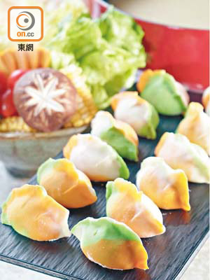 三色北京餃子<br>餡料飽滿、外皮煙韌，最重要是做法不太繁複，比商製餃子更有營養及健康。