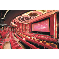 UA銀河影院有10間可放映3D電影的豪華影院。