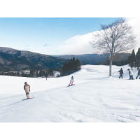 好動的朋友，於白鳥高原滑雪場定可滑個痛快。