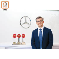 梅賽德斯——奔馳香港有限公司（Mercedes-Benz Hong Kong Limited）行政總裁Frederik Gollob先生十分高興獲得多個獎項，更表示2019年會為大家帶來更多的新車。