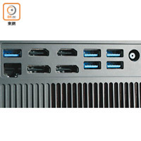 機背備有USB 3.0、HDMI、DisplayPort、LAN等插口，以便連接電腦配件，甚至支援多屏幕顯示。