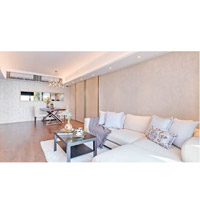 客飯廳以米白色為主調，彷彿把室外的自然光引入屋內。