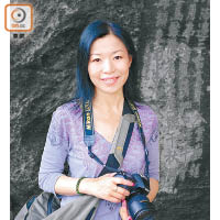Lo Ting's Profile<br>生態攝影師及雜誌攝影專欄作家，創辦Lo Ting攝影學園。作品於國際攝影沙龍比賽中屢獲殊榮，並著有攝影教學書籍。<br>網址：www.fotop.net/loting