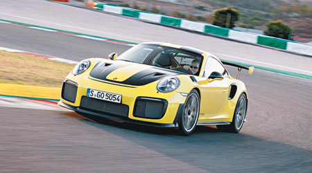 保時捷為了忠粉而重開911 GT2 RS生產線，抵讚。