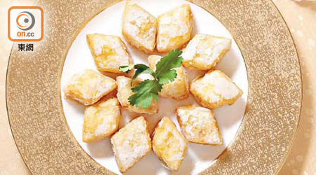 雞子戈渣<br>有說是源自清代太史府家常料理中巧手菜之一，傳承至今，已成為經典手工粵菜。