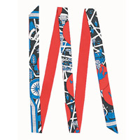 Hermès紅×藍色Twillon絲巾 $2,000（C）