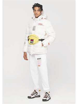 HERON PRESTON×NASA Puffer Jacket $13,275、Slim Sweat Pants $3,155（A）