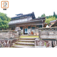 古民家長谷川邸 Yuino宿是一間已有80多年歷史的昭和初期建築，內外均有古色和風味道。
