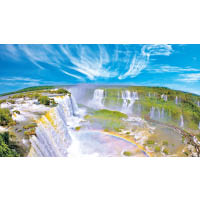 伊圭蘇大瀑布豪邁又霸氣，與東非維多利亞瀑布及美加的尼亞加拉瀑布合組成世界三大瀑布。