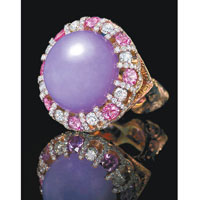 Lavender Moon戒指，鑲嵌鑽石及粉紅剛玉。<br>個別定價（B）