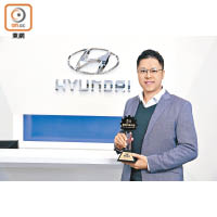 現代汽車香港有限公司常務董事<br>Managing Director, Hyundai Hong Kong Co. Limited<br>劉佳鳴先生（Mr. Kevin Lau）