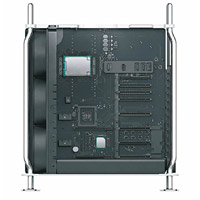 Mac Pro的鋁金屬機身可掀開，以便全方位檢視系統。